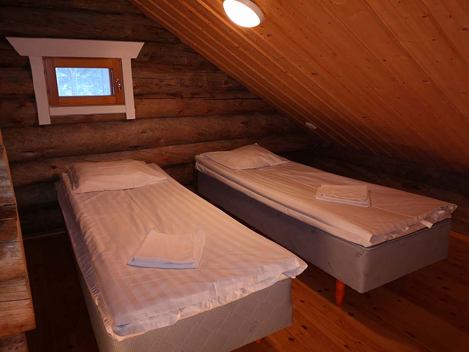 Salmilampi-mökki